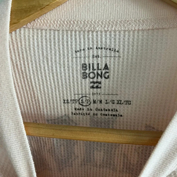 BILLABONG ~ Cream Waffle Knit Crop Top - Picture 3 of 6